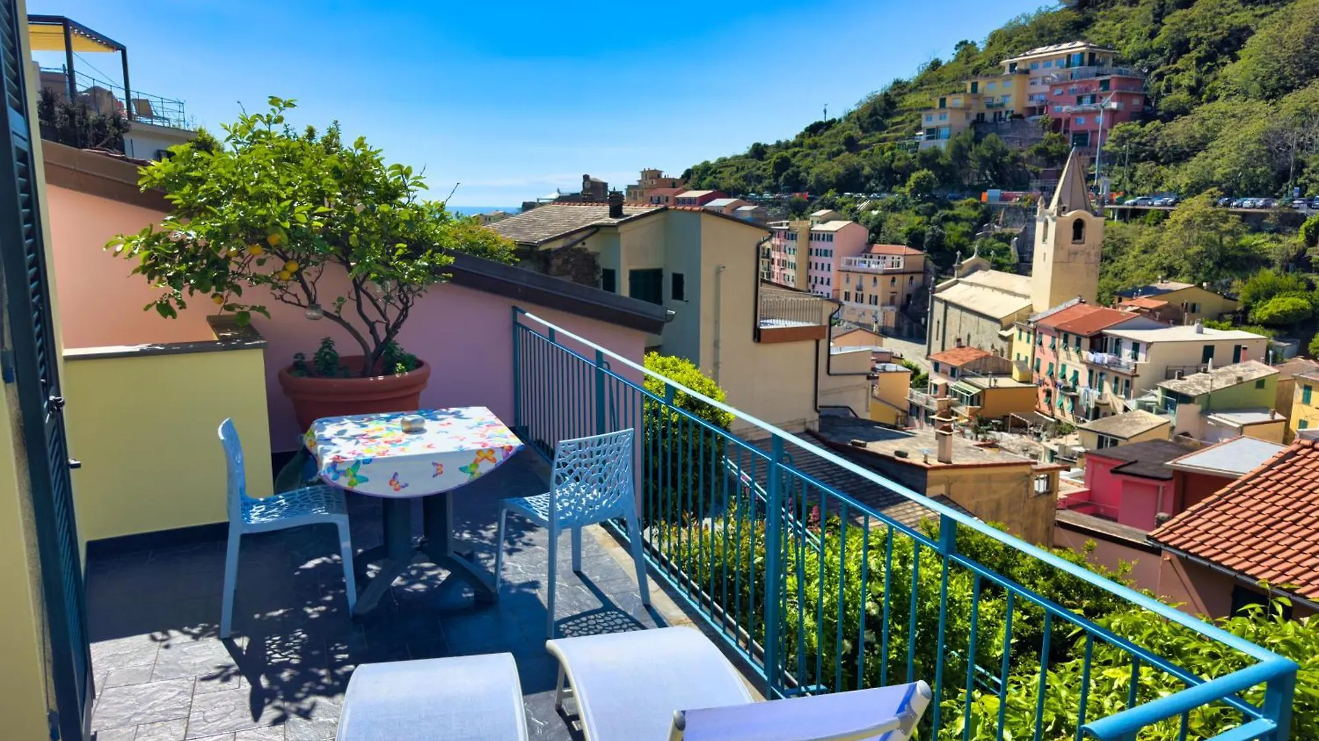 **** Aparthotel Cinqueterre Residence Riomaggiore Italien
