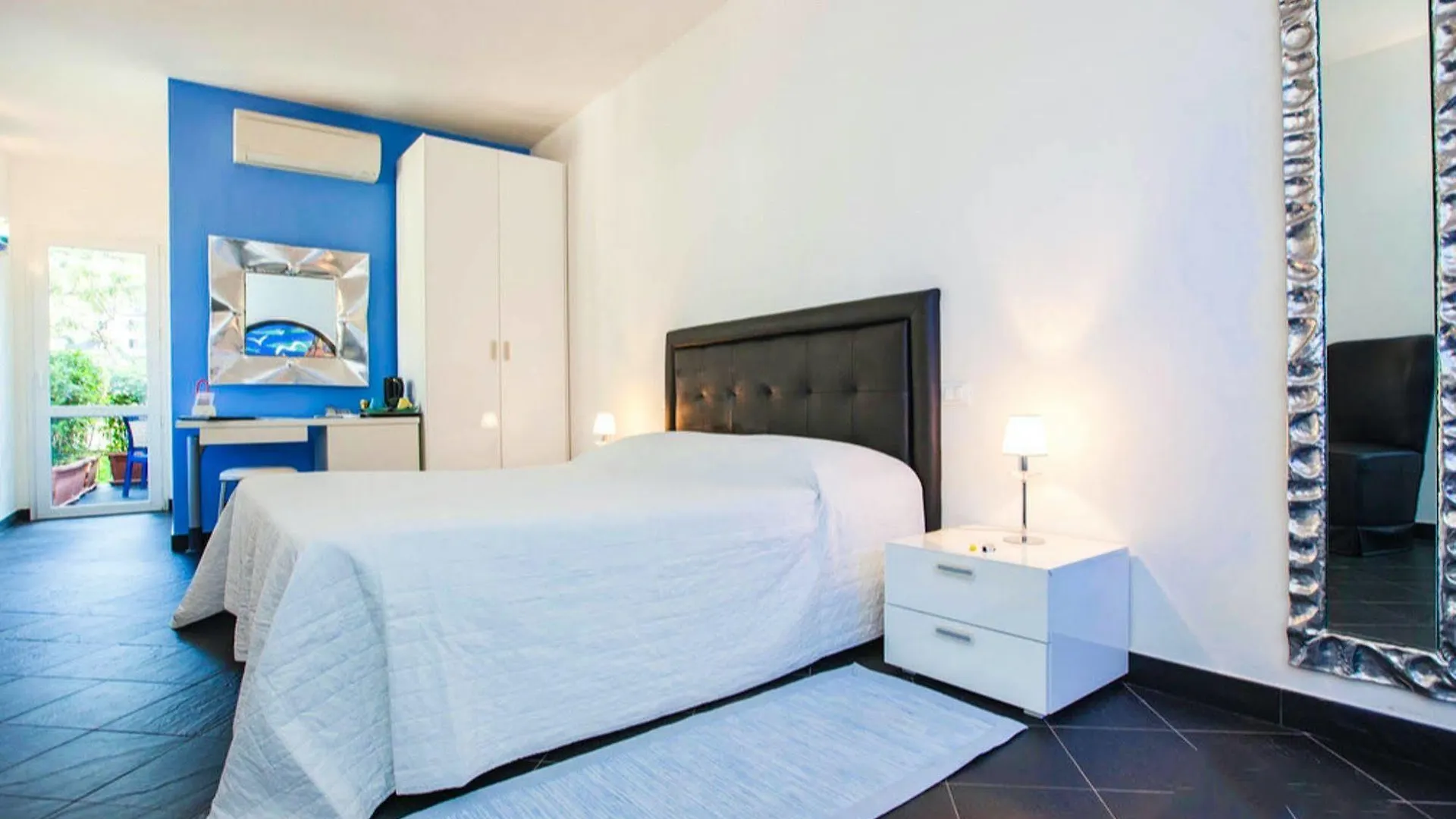 Апарт-отель Cinqueterre Residence Риомаджиоре