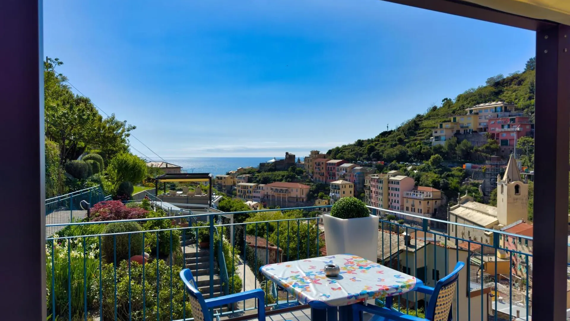 **** Aparthotel Cinqueterre Residence Riomaggiore Italy