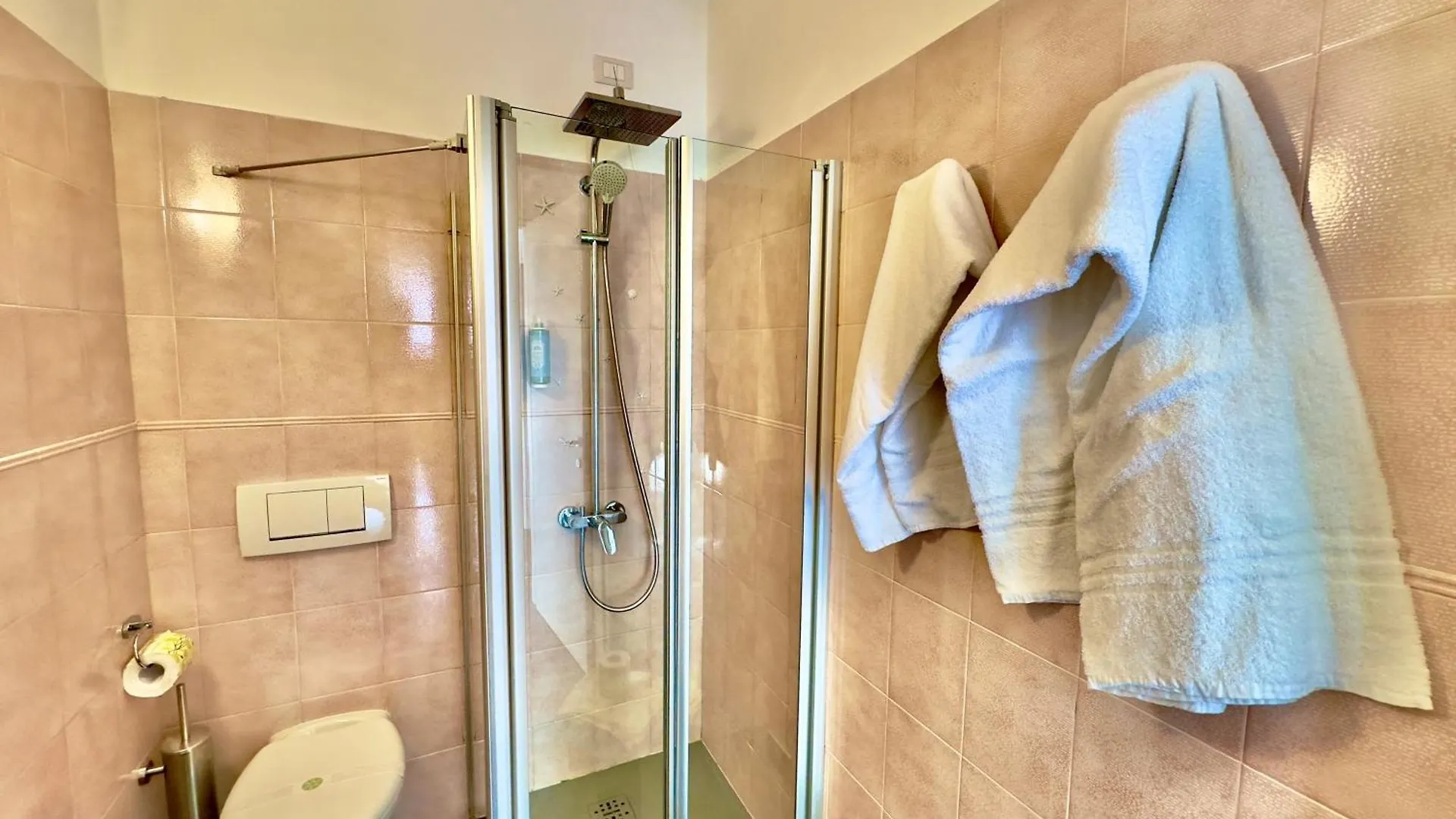 **** Aparthotel Cinqueterre Residence Riomaggiore Italy